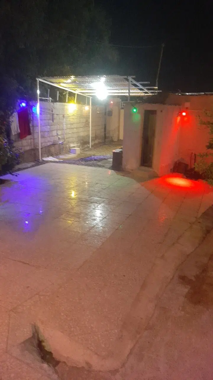 یه اتاق کوچک برای دونفر
