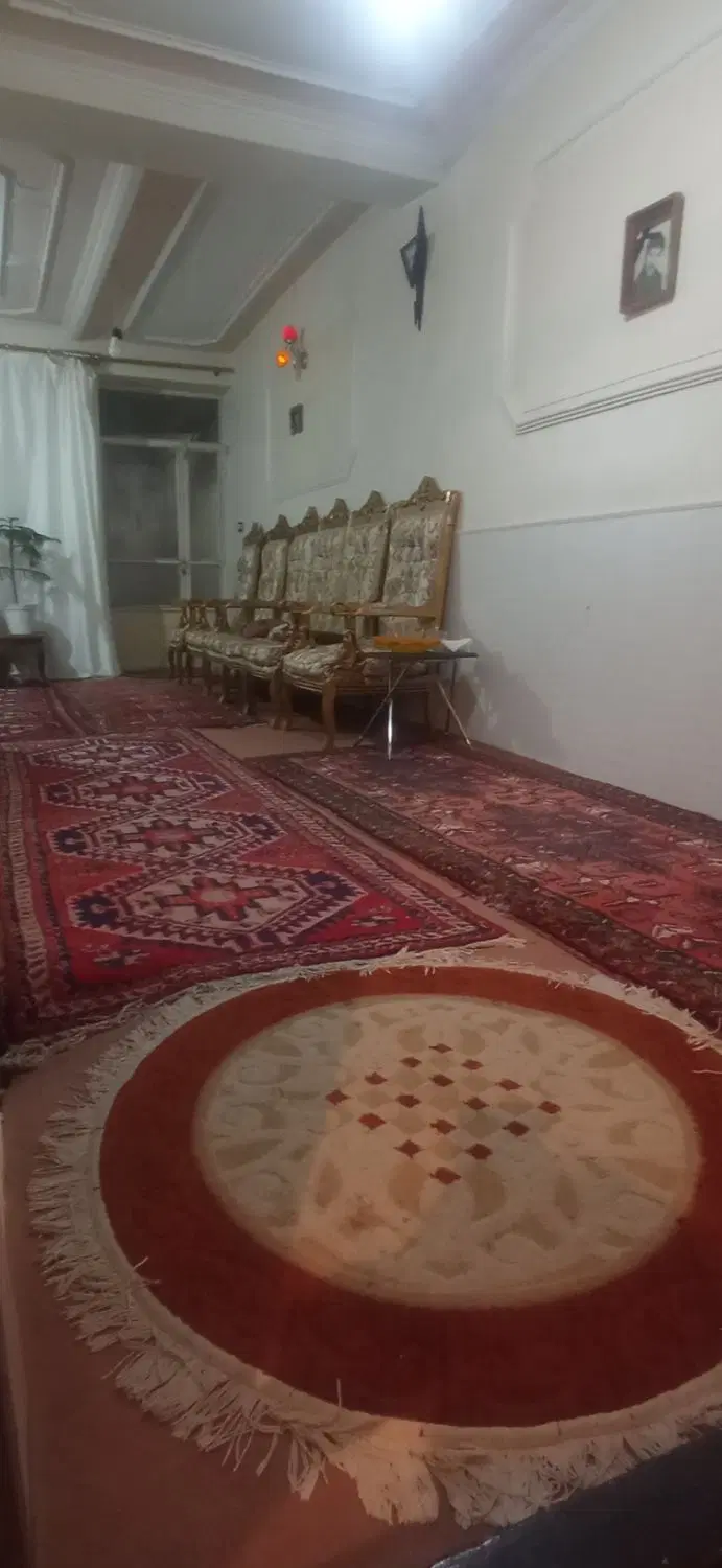 فروش خانه مسکونی درمرکز شهر.