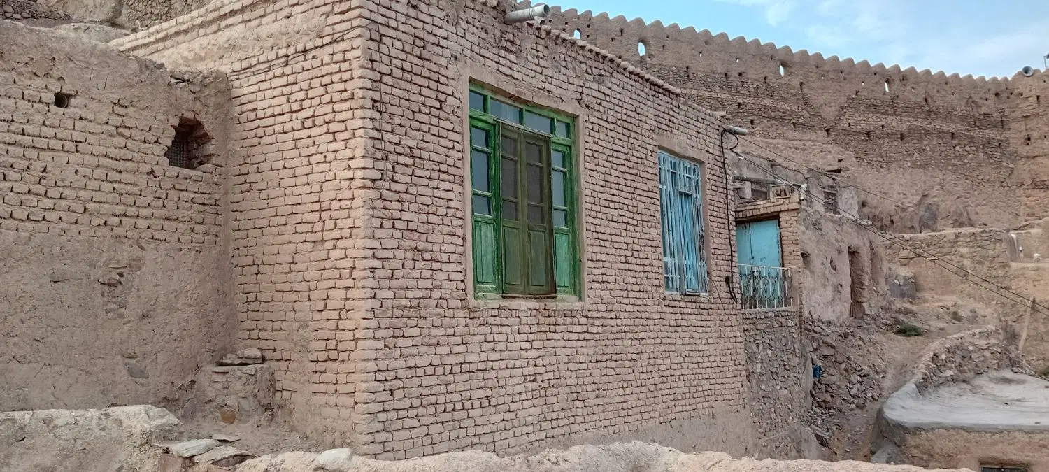 فروش خانه ویلایی بسیارشیک در روستای تاریخی فورگ