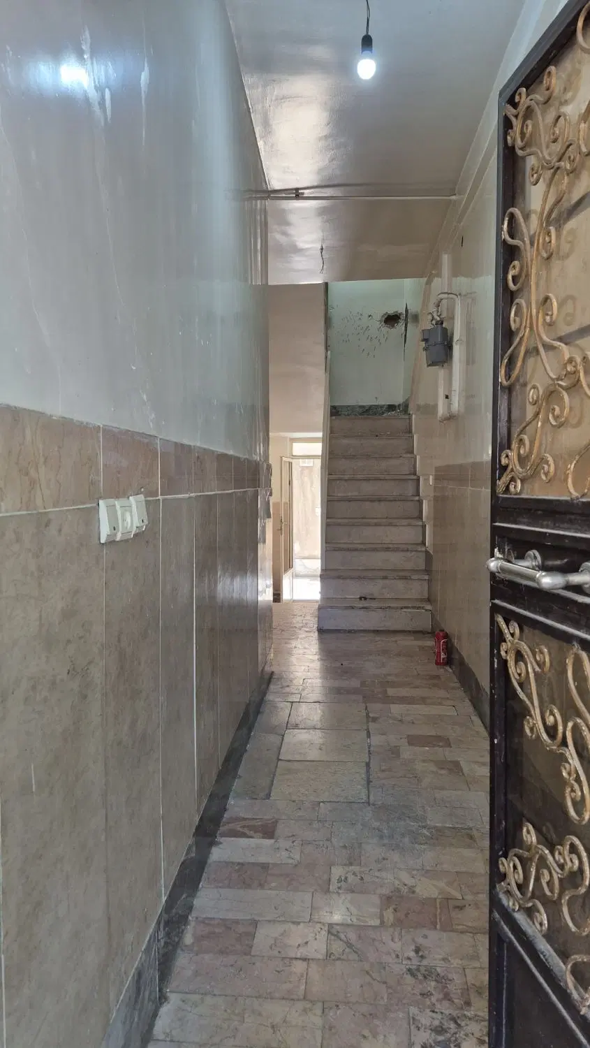 اجاره دربستی ۲۰۰ متربنا ودوعدد پارکینگ