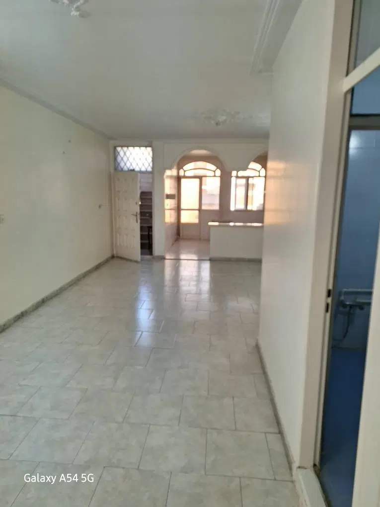 آپارتمان 76 متری