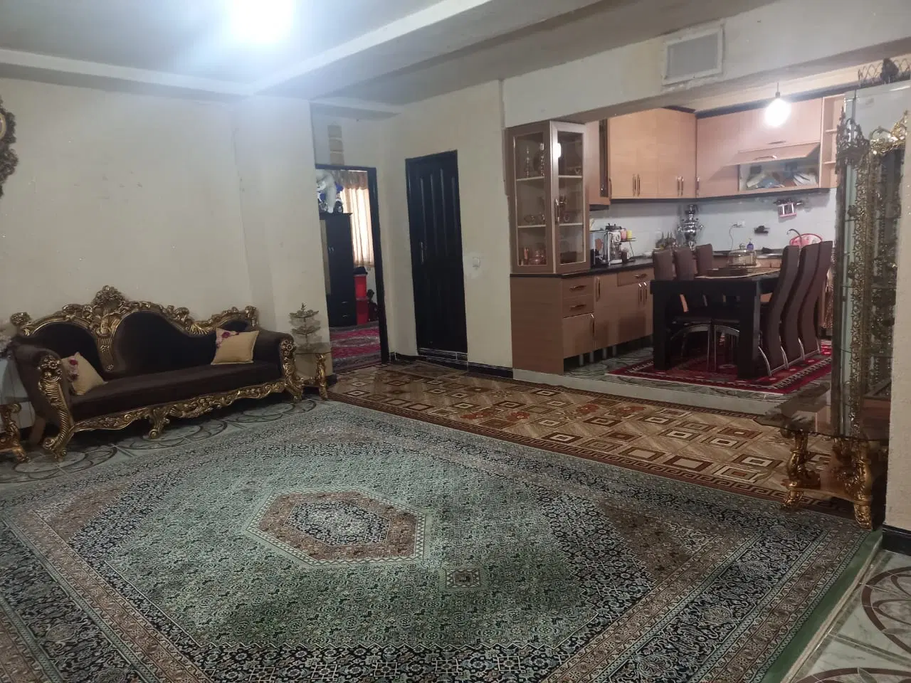 آپارتمان 76 متری خورشید هشتم