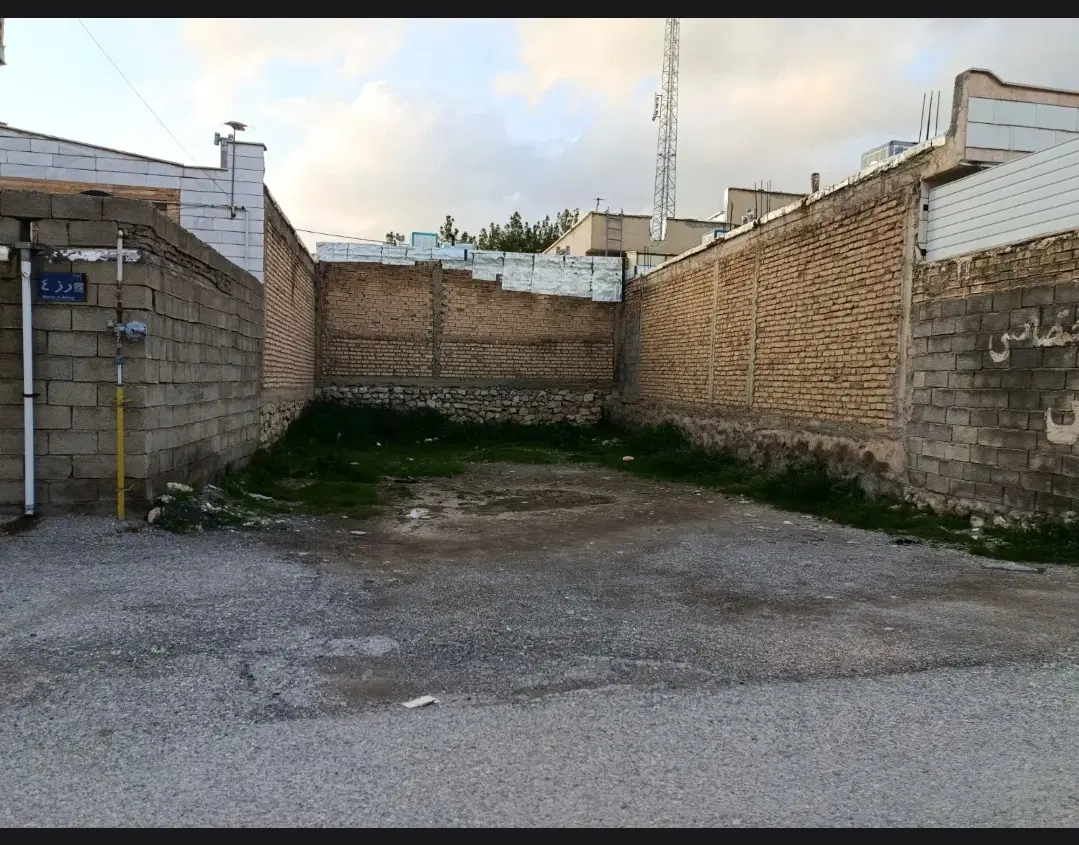۲۰۰متر مربع مسکونی قولنامه ای ثبت معتبر