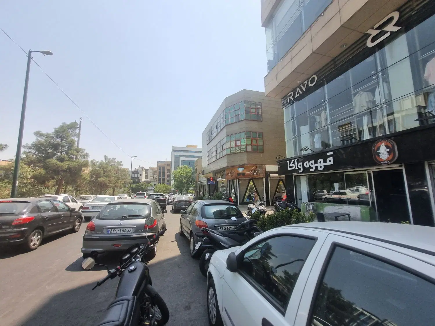 ۸۰۰متر تجاری و اداری سپهر شهرک غرب
