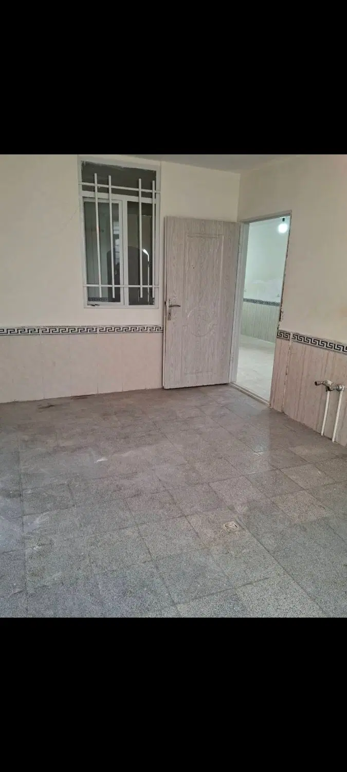 اجاره طبقه راه جدا دارای پارکینگ