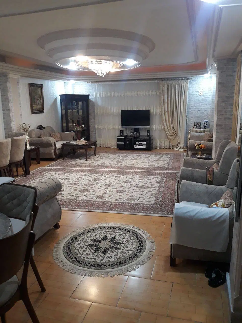 آپارتمان ۱۰۱ متری چمران