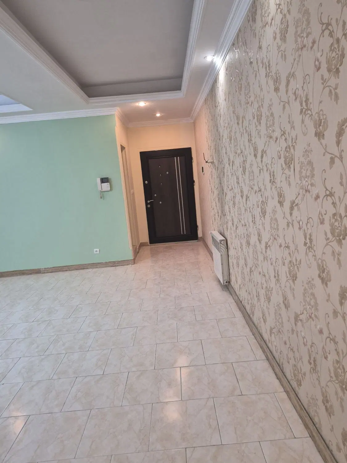 فروش آپارتمان ۸۰ متری خوش‌نقشه در وردآورد