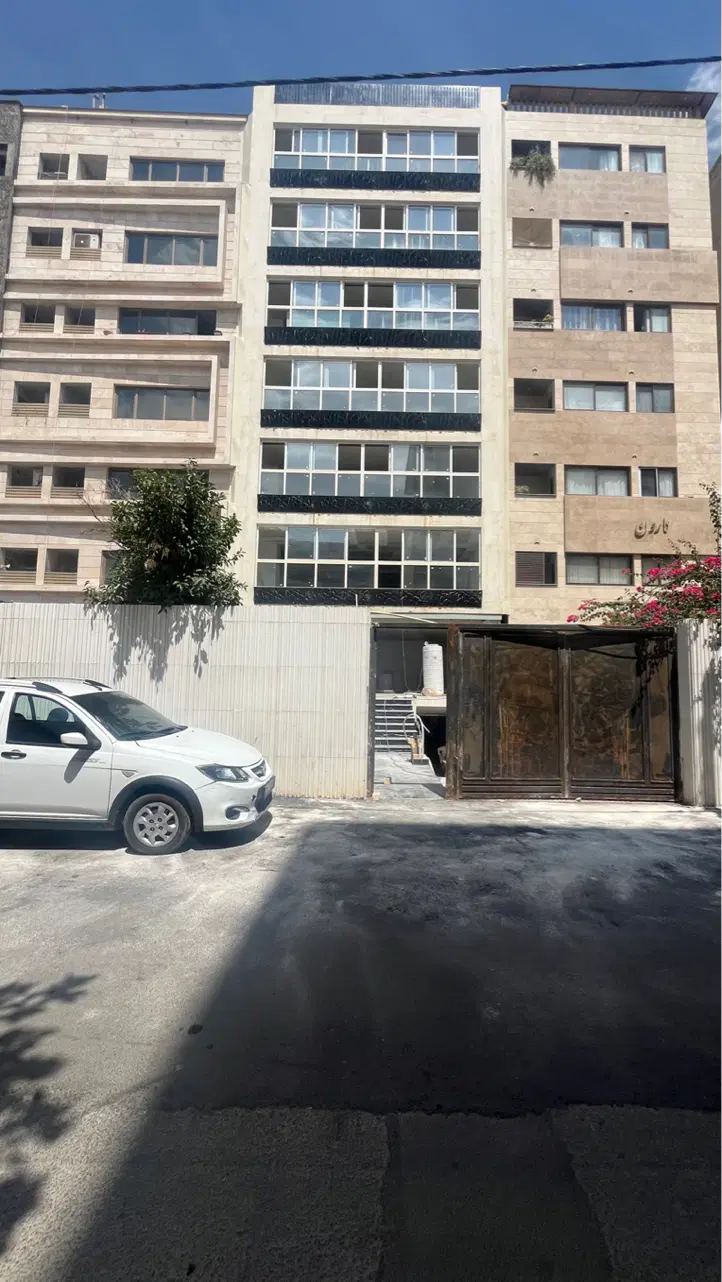 ۸ واحدیکجا سه خوابه عفیف آباد