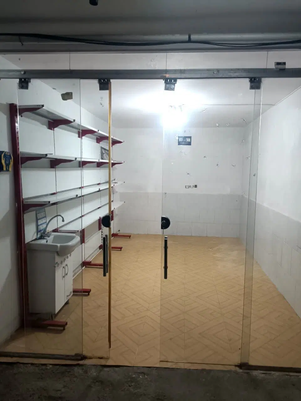 اجاره مغازه تجاری ۱۷متری
