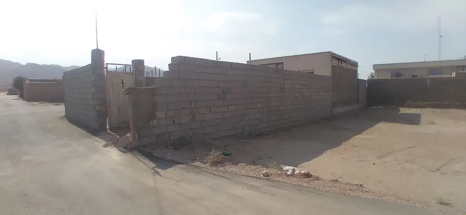 خانه نیم ساز در شهر ارسک