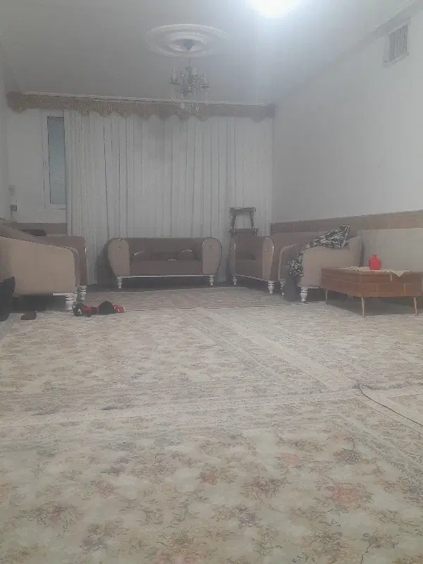اجاره خونه ویلایی طبقه دوم  ورودی مجزا