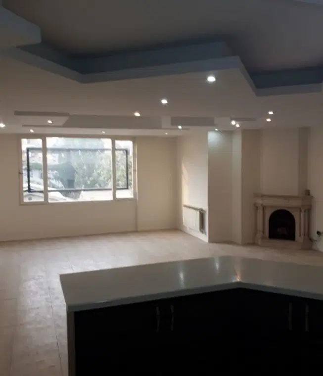 ۱۳۱متر،سه خواب تاپ لوکیشن عظیمیه،رو به خیابان