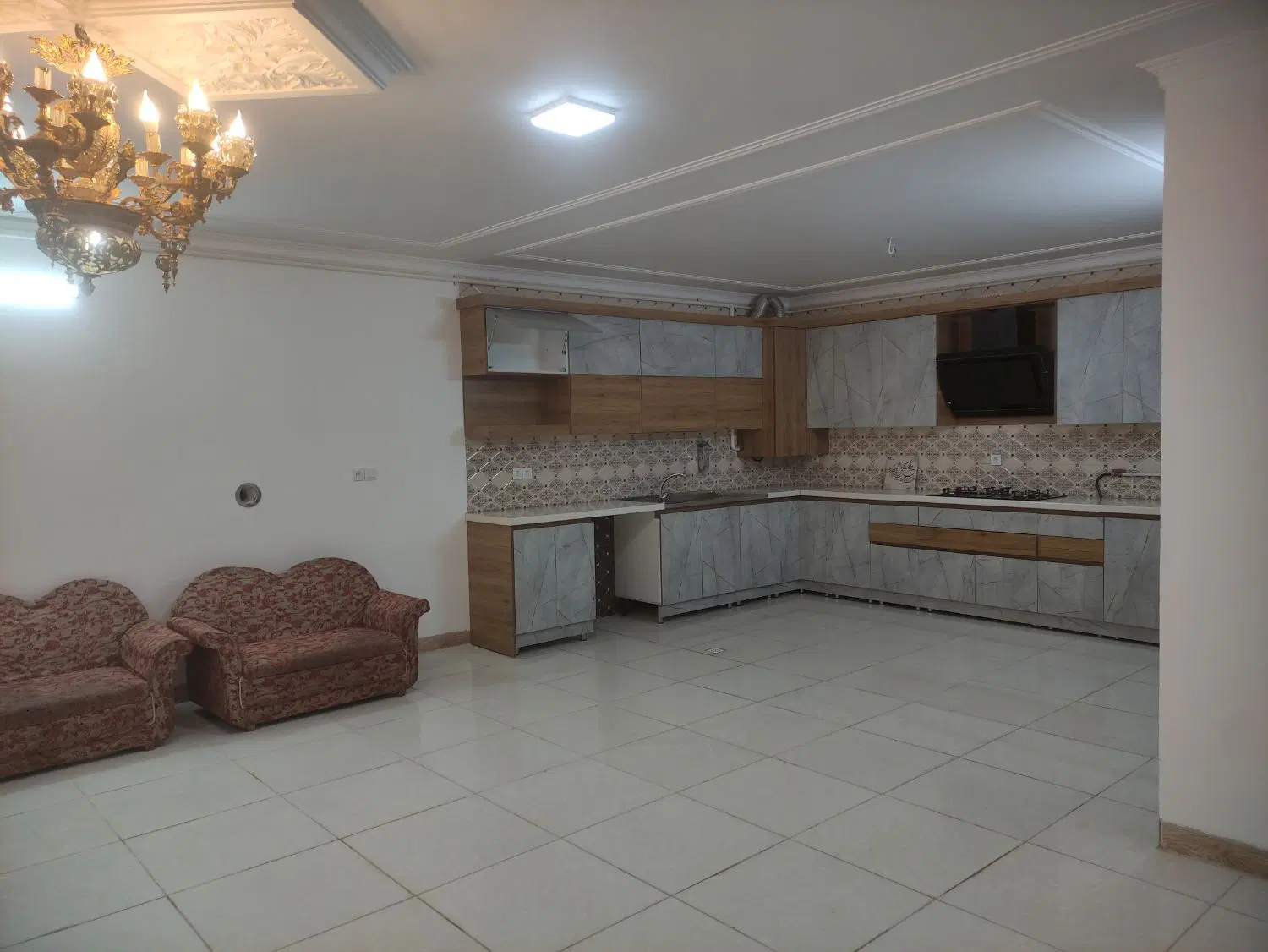 منزل مسکونی شیک