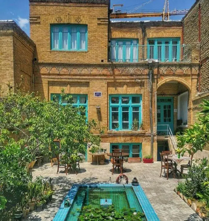 خانم هستم همخانه میشم خانه ندارم