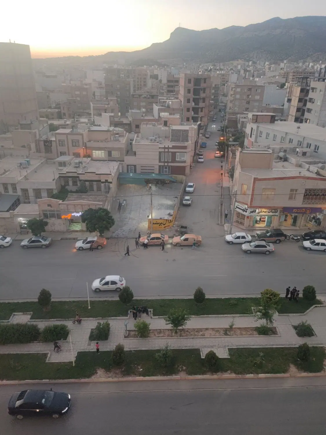 واحد ۹۰ متری فرودگاه قدیم