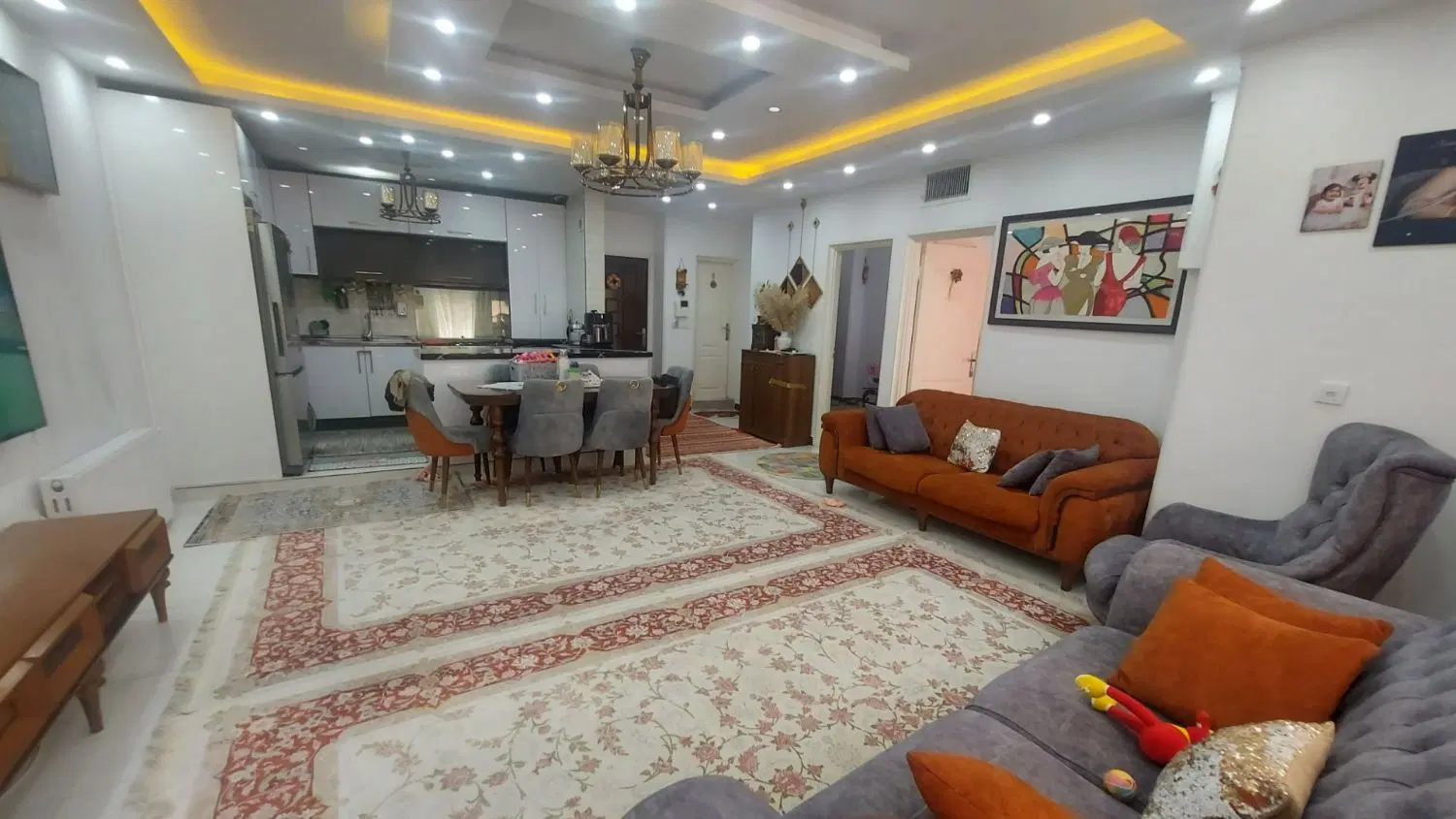 ۷۳متر با پارکینگ اختصاصی
