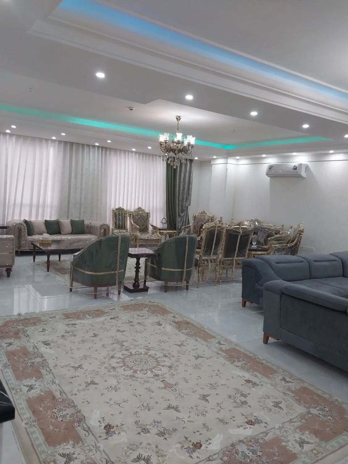 آپارتمان ۱۹۰متری تک واحدی نوساز نواب اسلامشهر