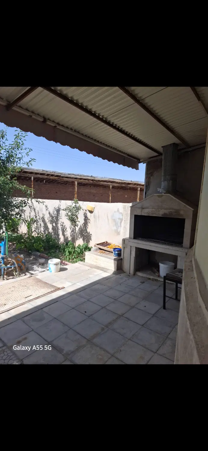 منزل ویلایی و بارانداز انگور