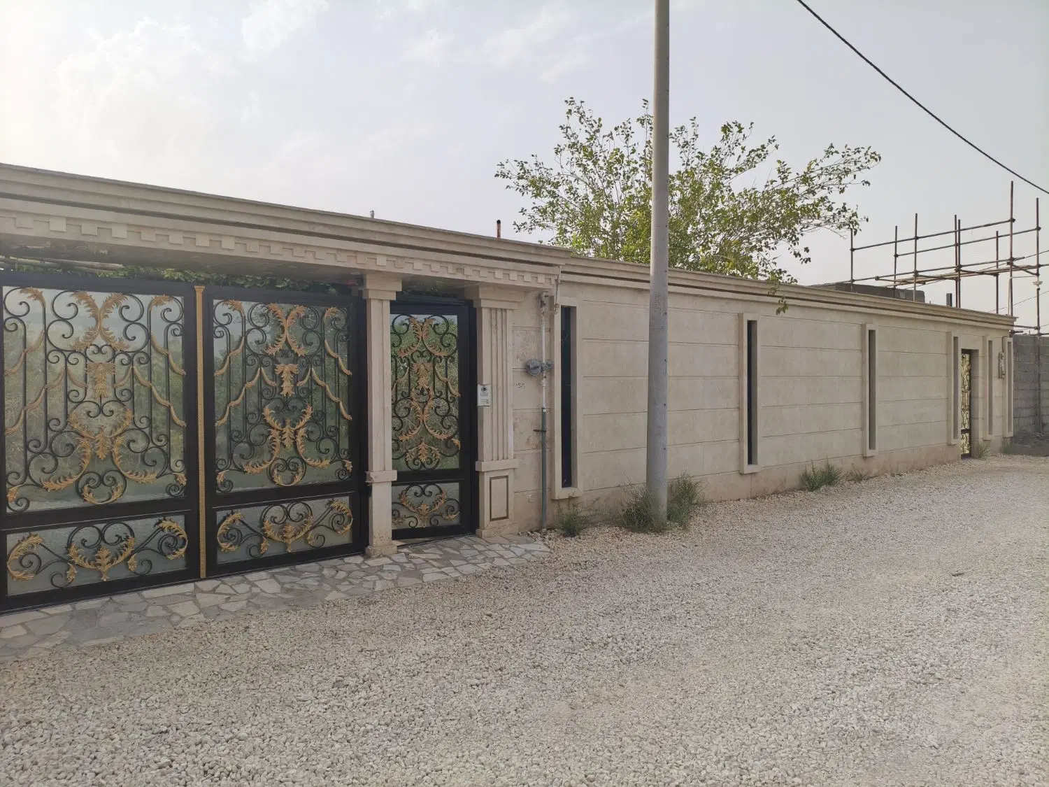خانه ویلایی ۷۰۰ متری فین بزرگ