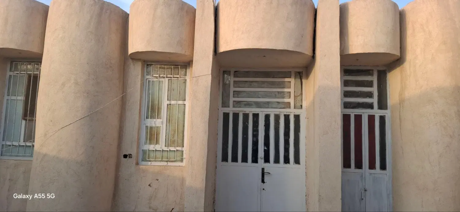 دومنزل ویلایی باهم در خیابان اصلی امام خمینی