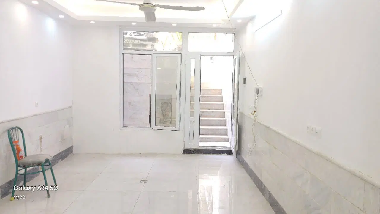 ۹۰ متر دوخواب  زیرهمکف مشاور شما بداغی هستم