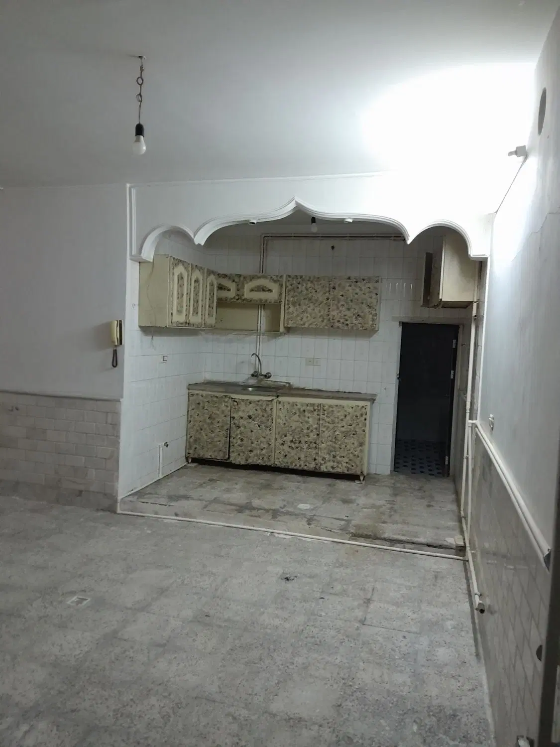 زیرزمین