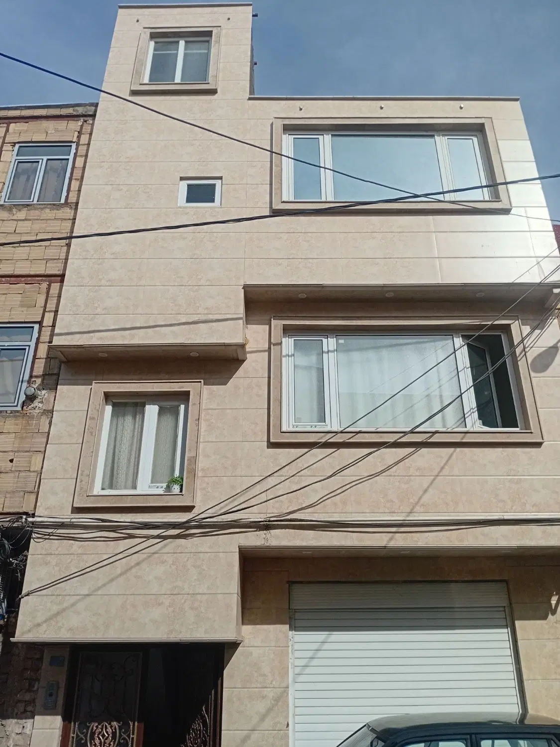 خانه ۱۶۰متربنا سه طبقه