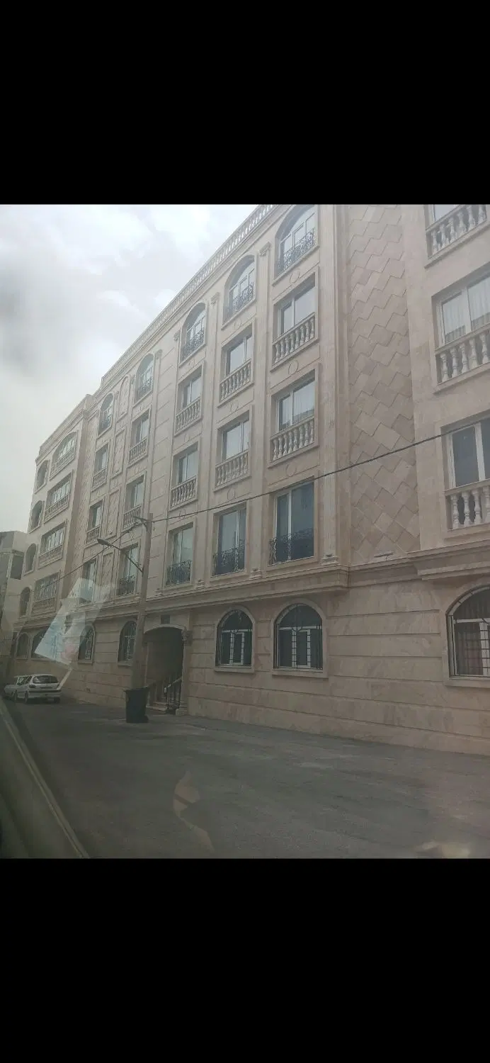 آپارتمان سه خوابه مستر دار