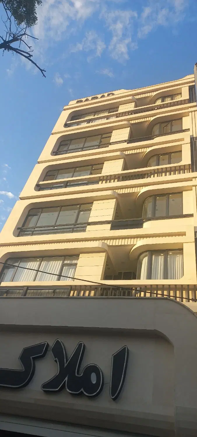 آپارتمان صفر ، ۳ خواب فول ، لوکیشن عالی