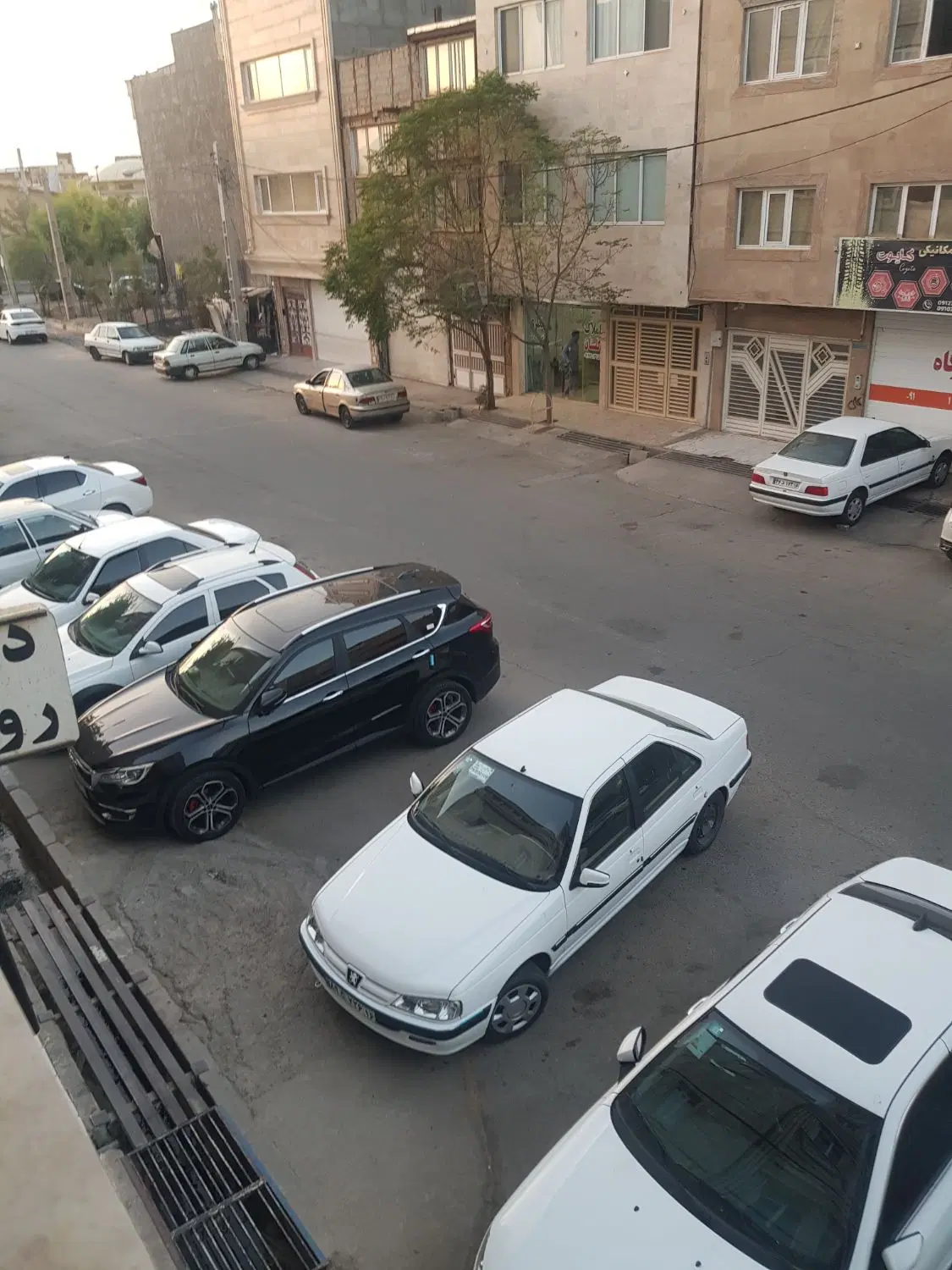 چهار طبقه  بحر ۲۰ متری نیمه کاره