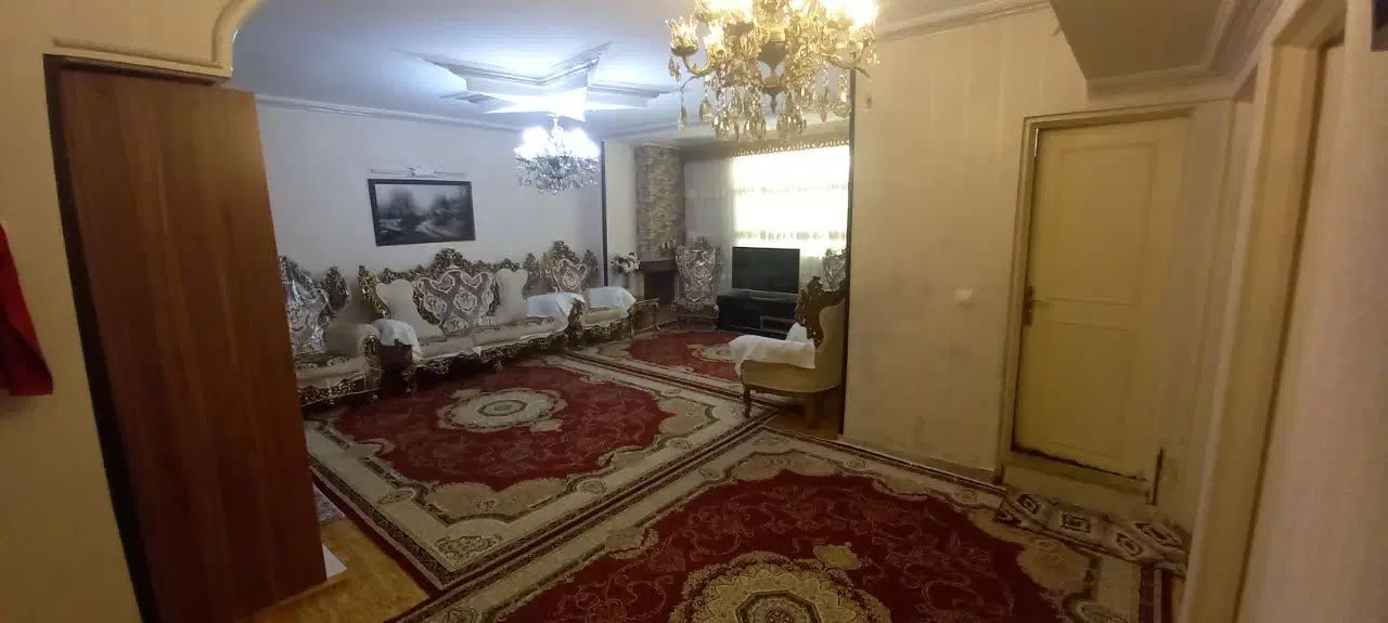 ۹۰ متری  آزادگان