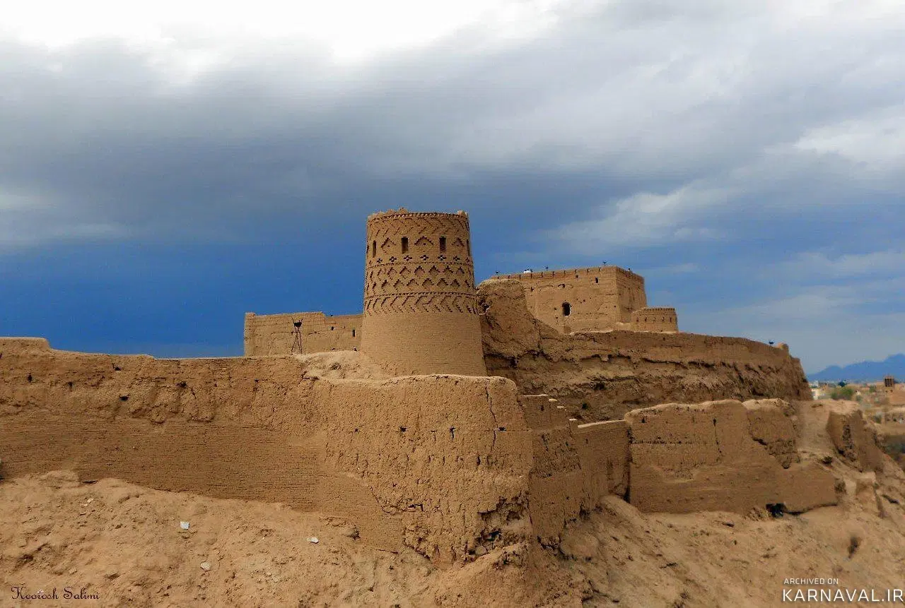 سوئیت اجاره ای در میبد