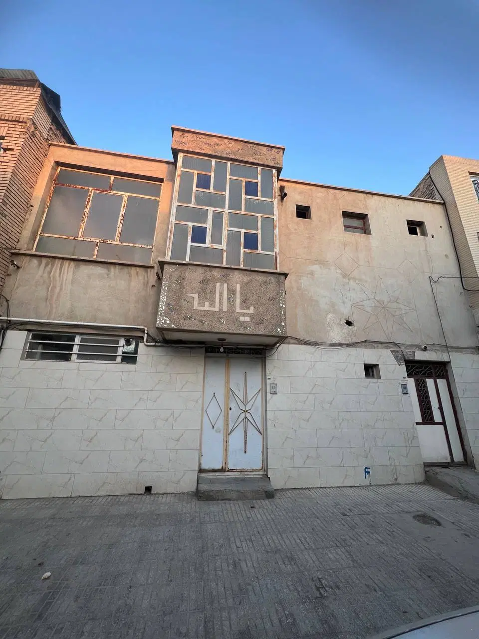 خانه دوطبقه
