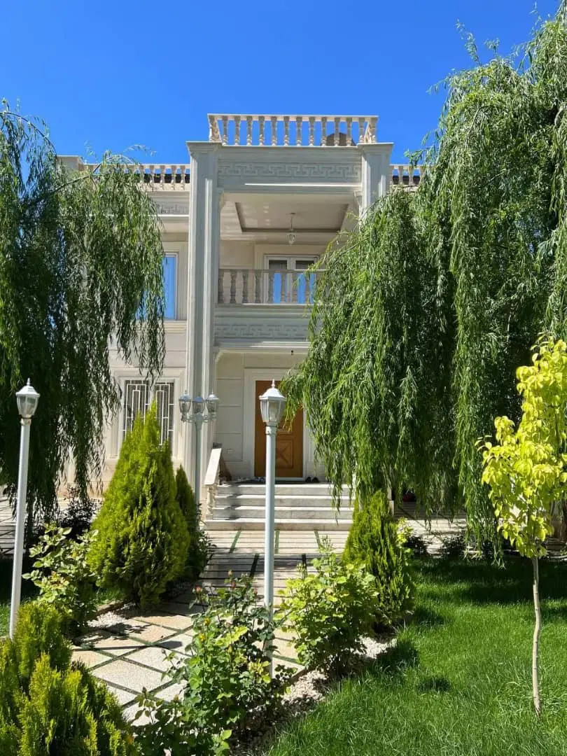 ۷۲۰متر ویلا ۲۵۰متر بنا سنددار کردان کوهسارطباطبایی