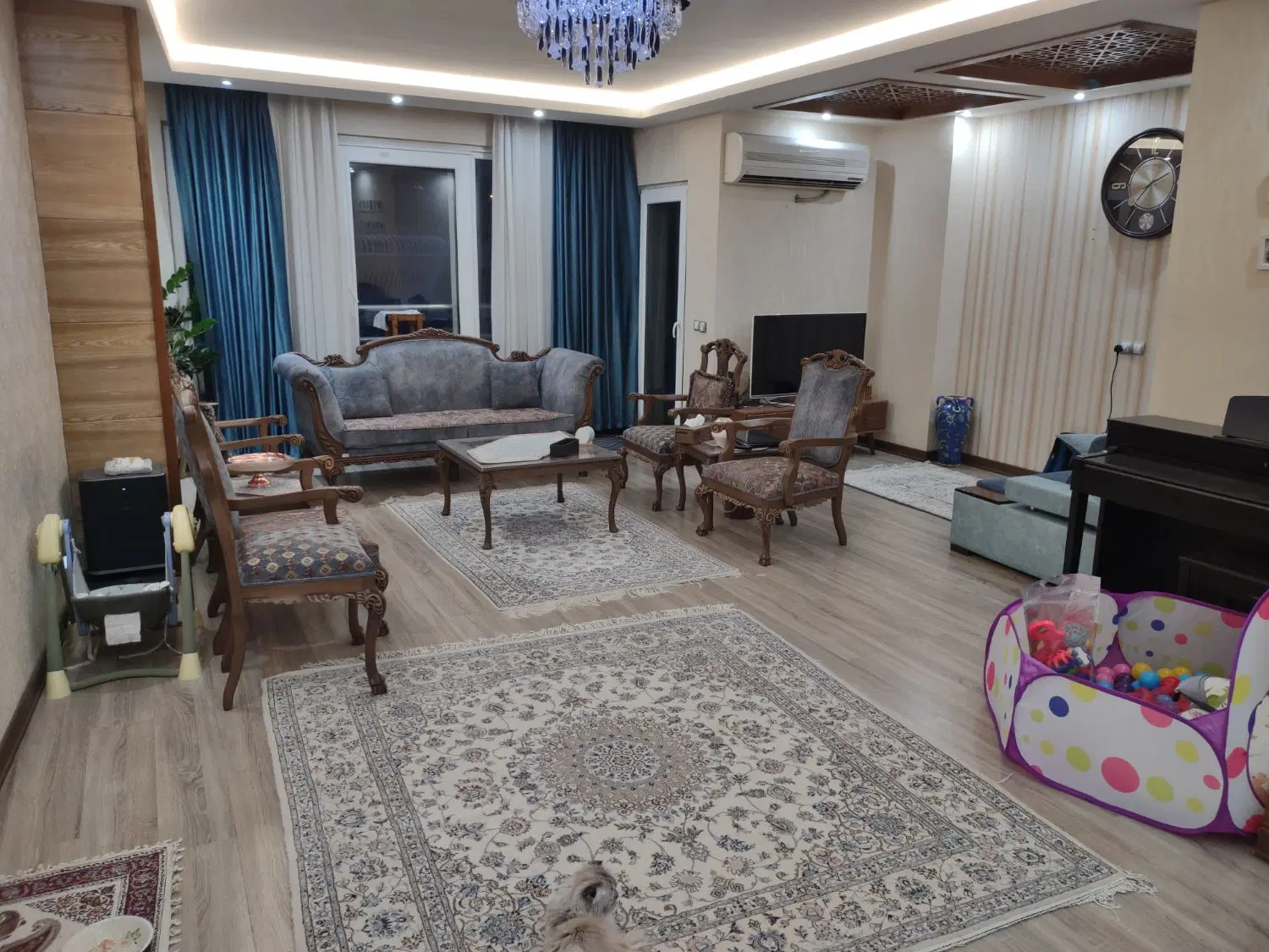 باغ دریاچه ۱۱۰ متری ۲ خواب