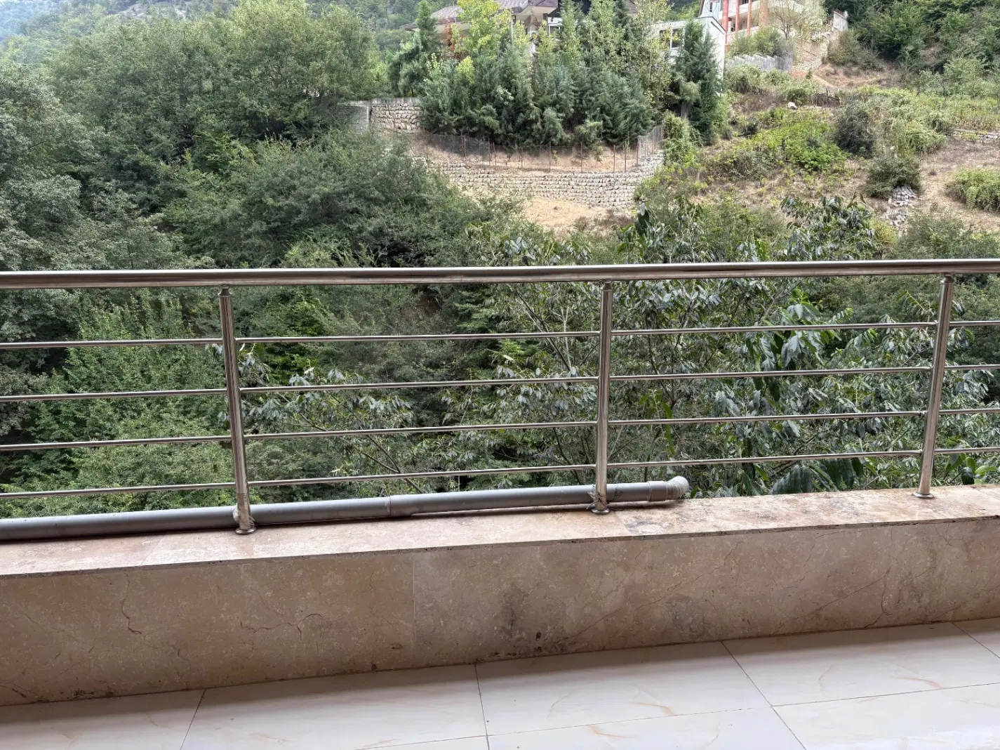معاوضه آپارتمان با ویلا در زیارت