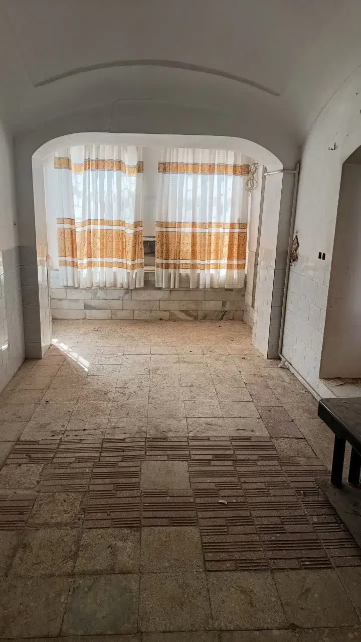 منزل قدیمی فروشی سند دار