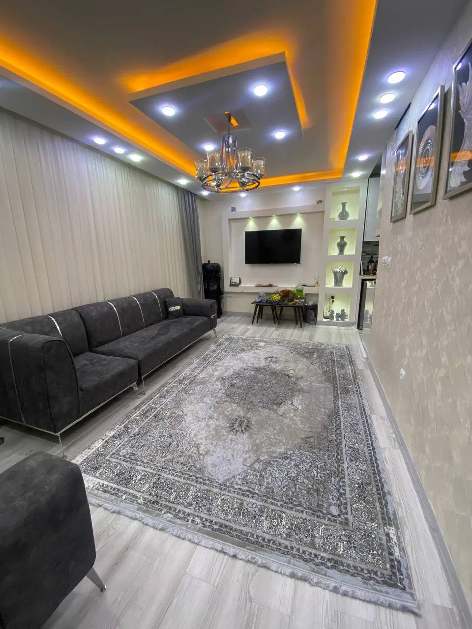 49متر _آسانسور دار _ منیریه