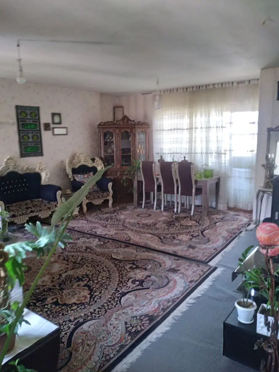 فروش آپارتمان ۱۲۷متر شقایق قدیم‌ + تراس ۱۶متره