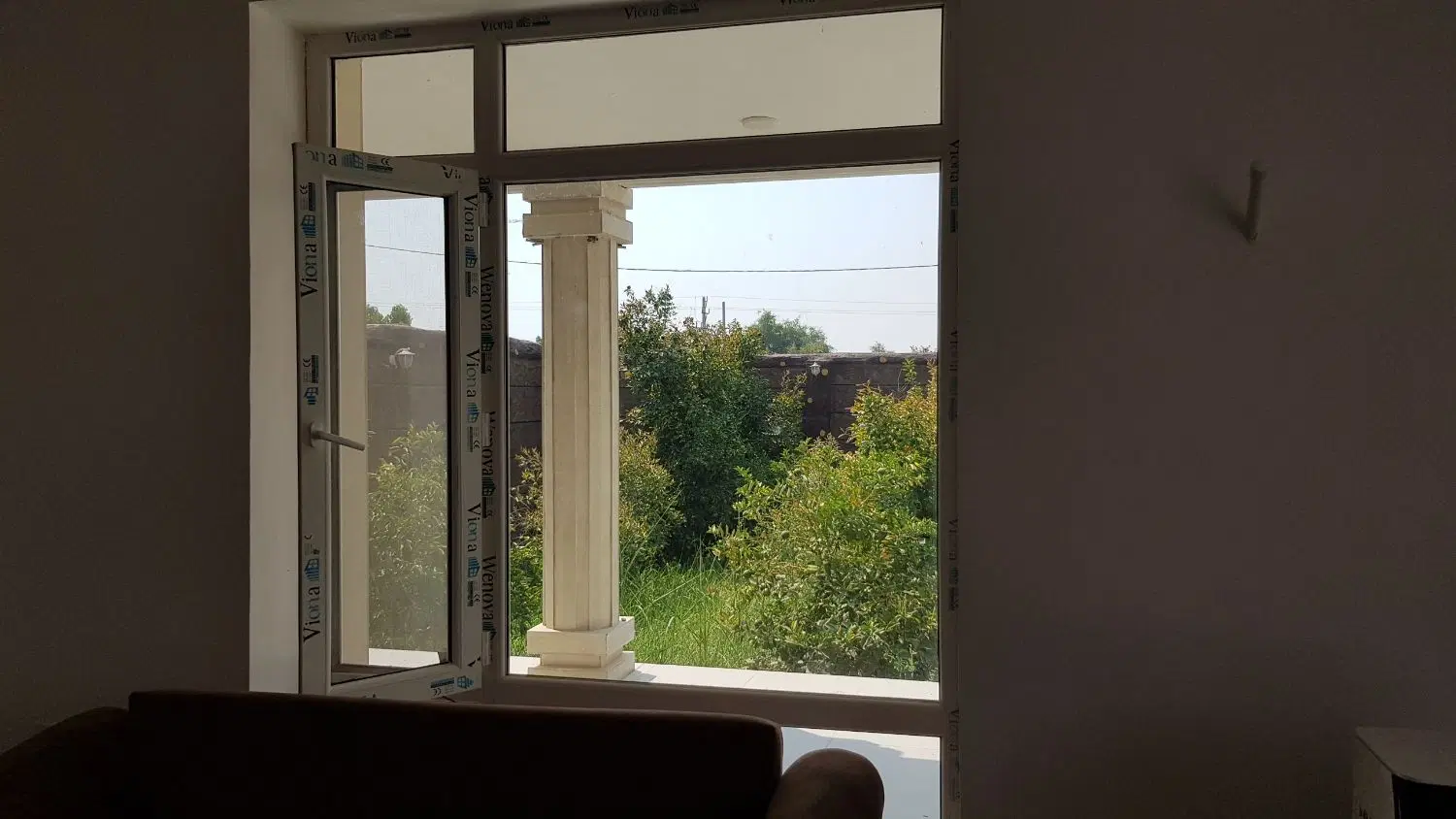 ویلا باغ مدرن کلید اول نزدیک جاده اصلی