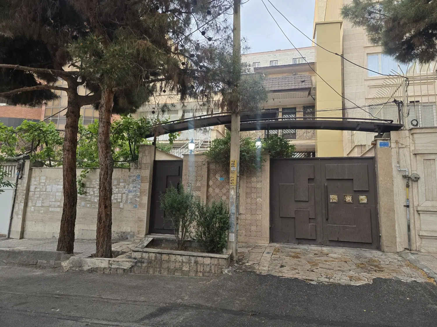 تجاری مسکونی قاضی آباد