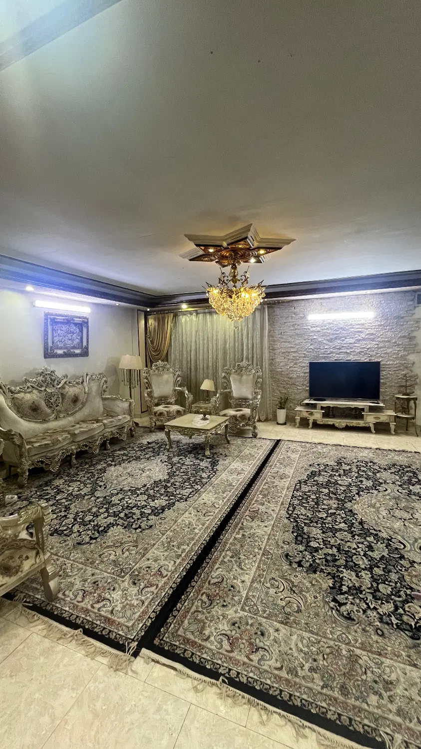 فروش آپارتمان ،۹۶متری، تک‌واحدی ،پارکینگ و انباری