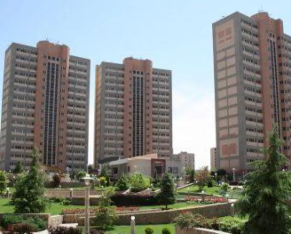 آپارتمان در آسمان تبریز