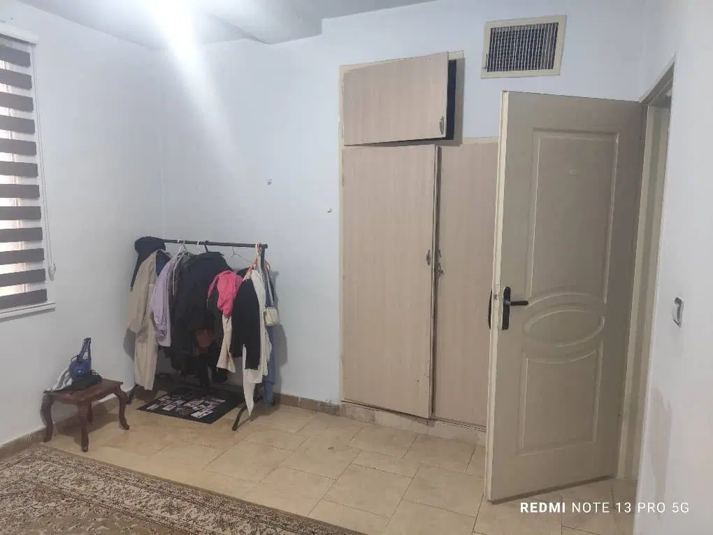 فروشی واحدروبه نما