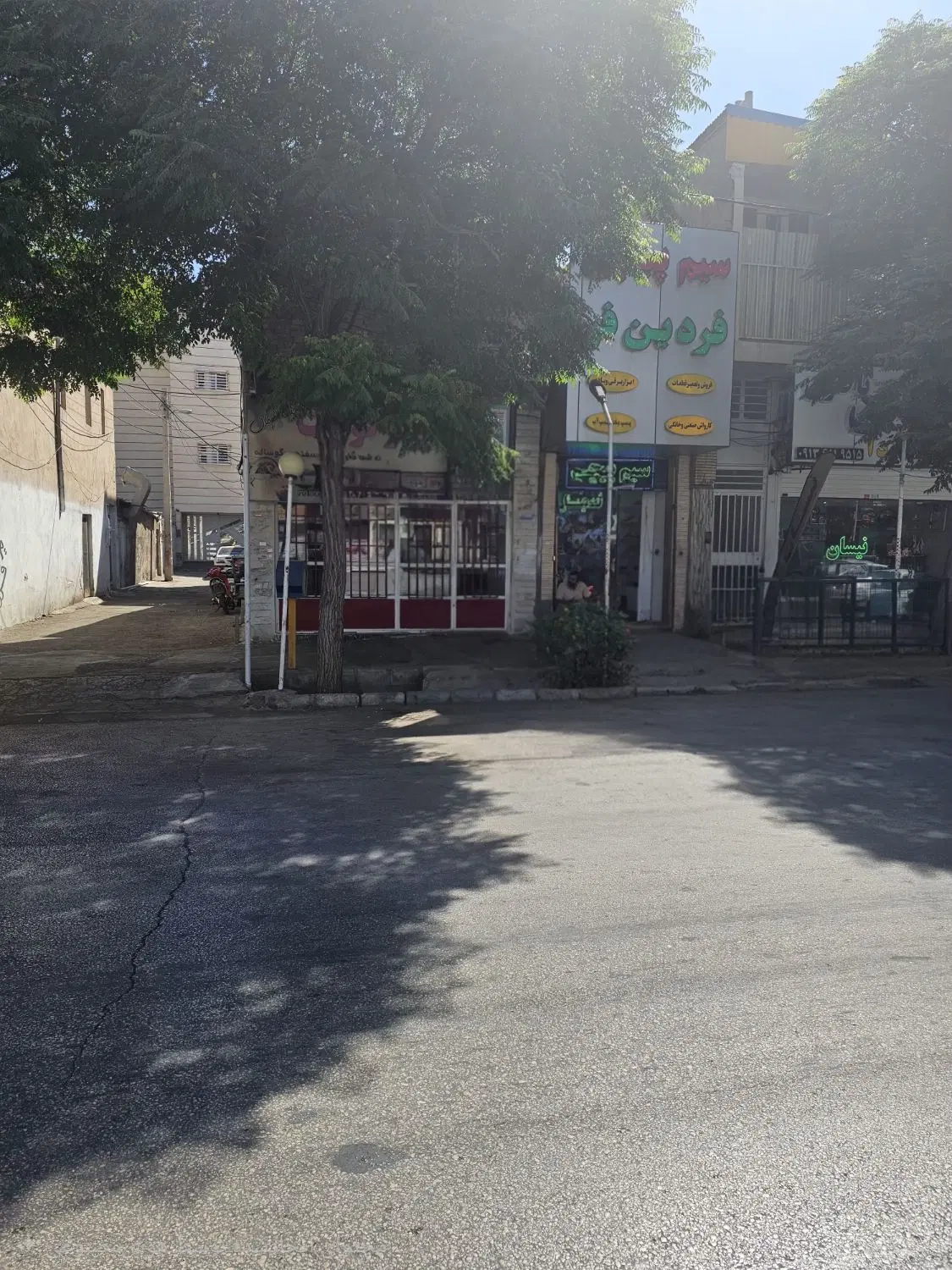 فروش مغازه تجاری خیابان خورشید