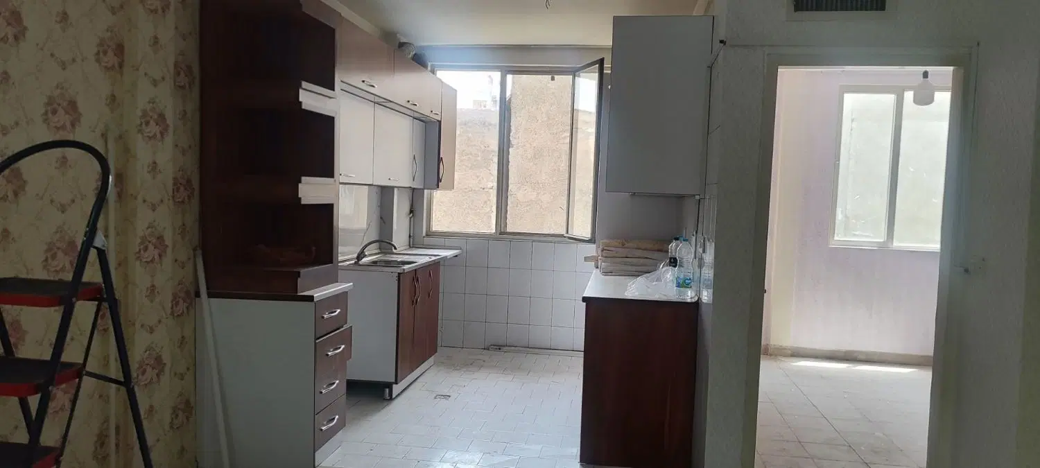 اپارتمان ۹۸ متری تکواحدی فول امکانات خوش نقشه