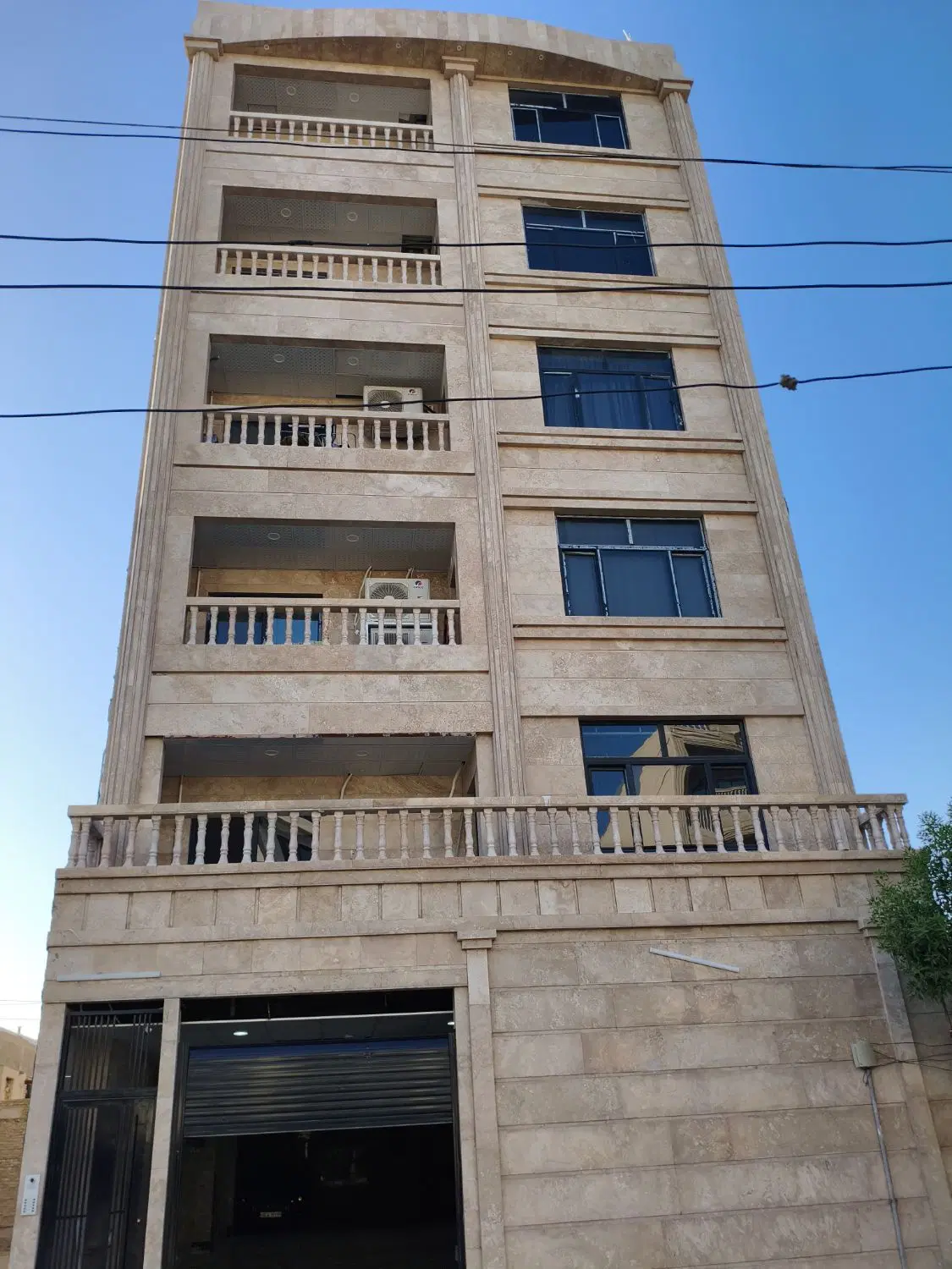 آپارتمان سه خواب فاز یک