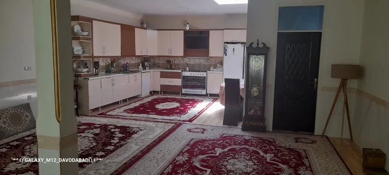 فروش ویلایی ۲۰۰ متری