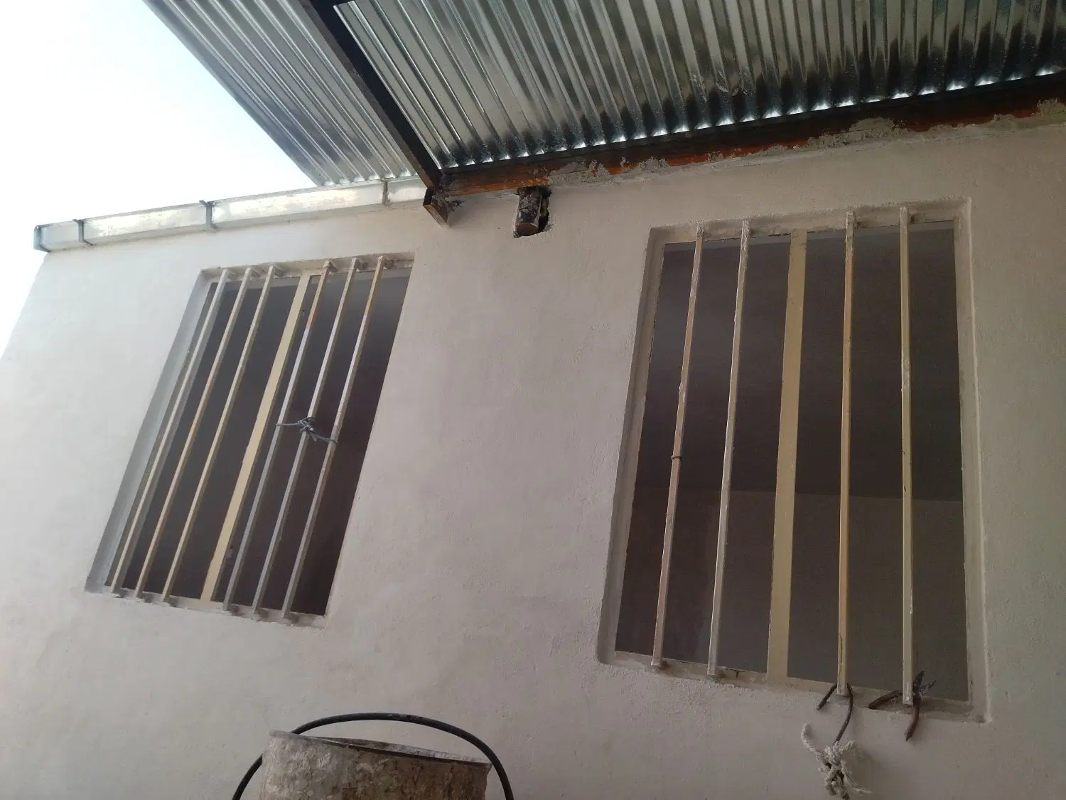 خانه به متراژ 126متر نوساز همه سازه از صفر بوده
