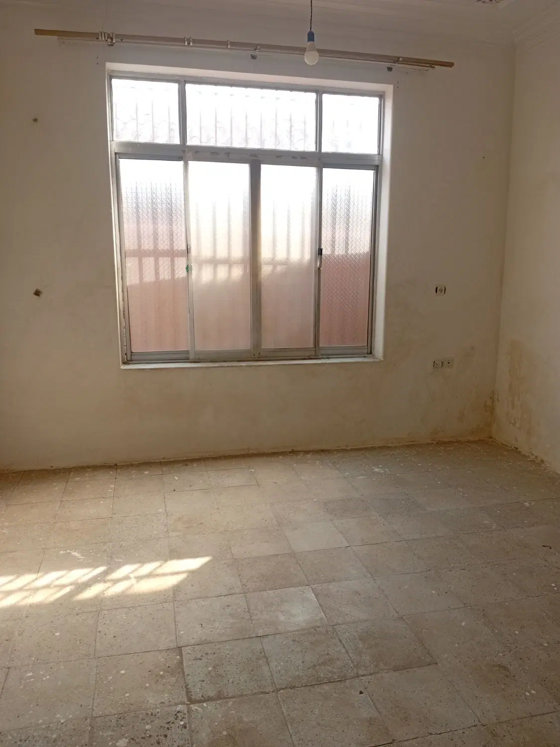 فروش خانه کلنگی 300متر